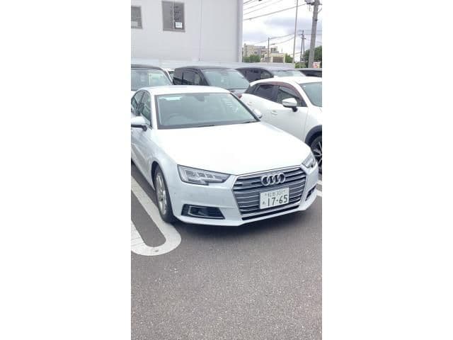Car image 1