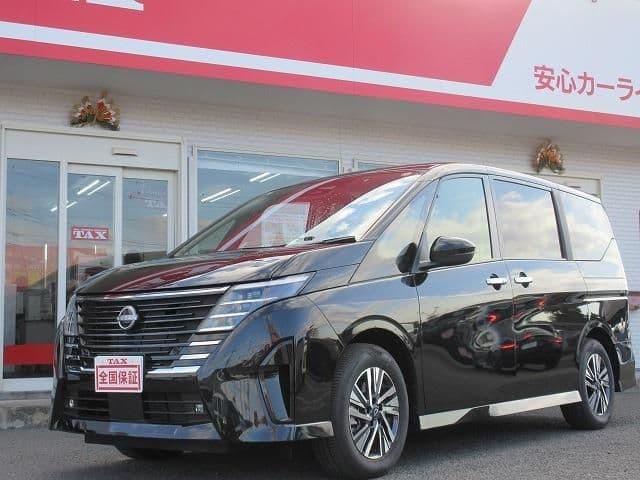 NISSAN
