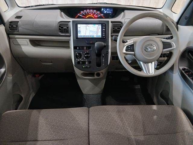 Car thumbnail 3
