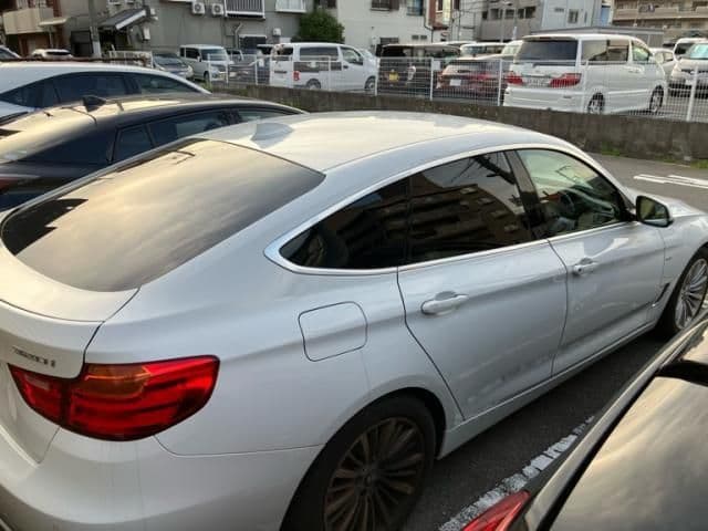 Car thumbnail 2