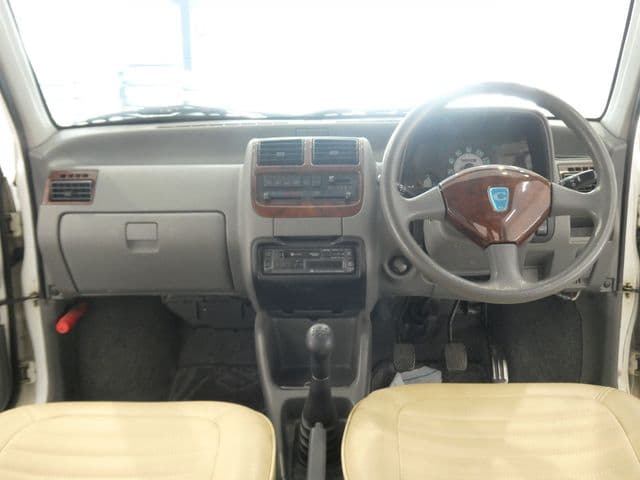 Car thumbnail 3