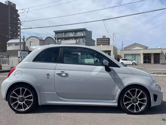 Car thumbnail 4