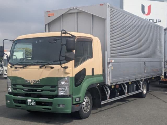 ISUZU