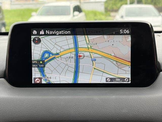 Car thumbnail 4