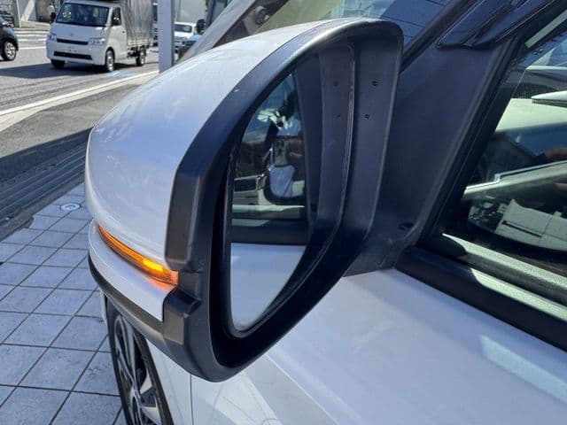 Car thumbnail 14
