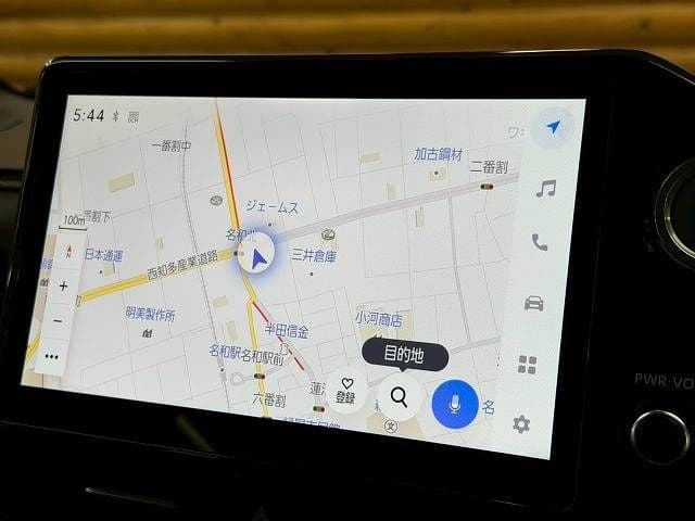 Car thumbnail 4