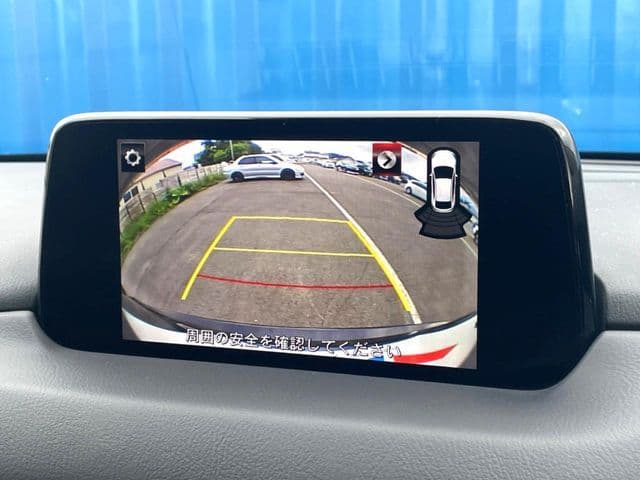 Car thumbnail 4