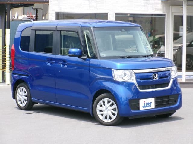 Car thumbnail 3