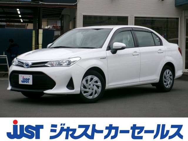 TOYOTA COROLLA AXIO HYBRID