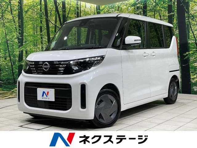 NISSAN