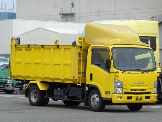 ISUZU