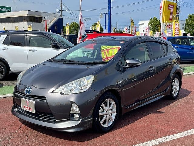 Car image 1