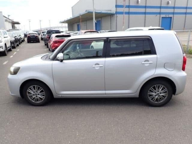 Car thumbnail 2