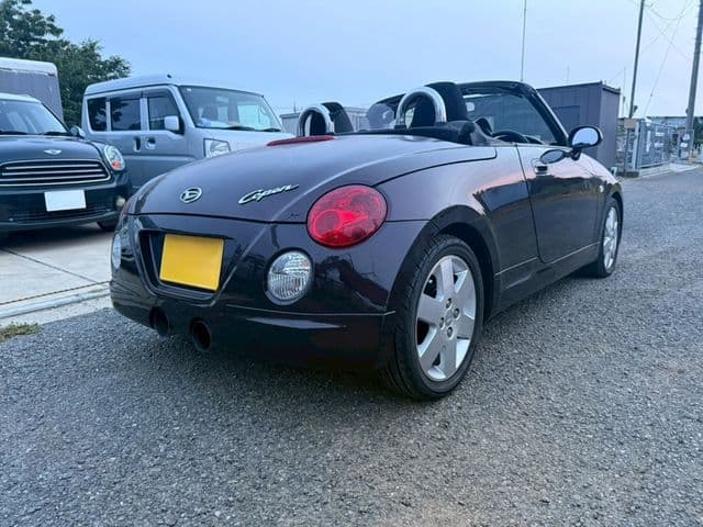 Car thumbnail 3