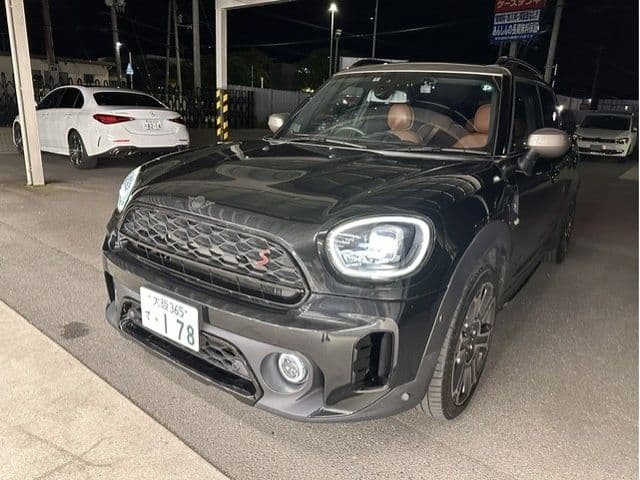 BMW MINI COOPER SD CROSSOVER