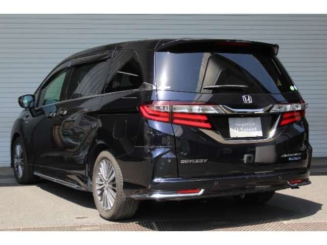 Car thumbnail 3