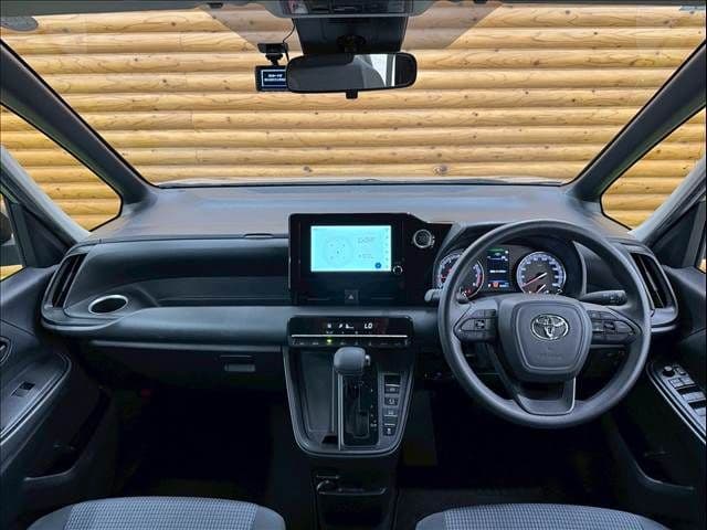 Car thumbnail 3