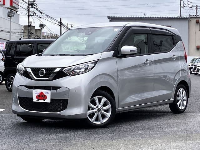NISSAN