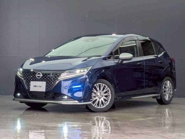 NISSAN