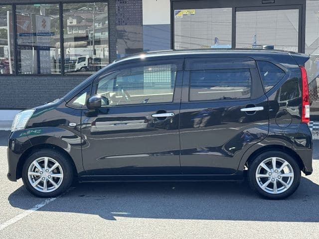 Car thumbnail 2