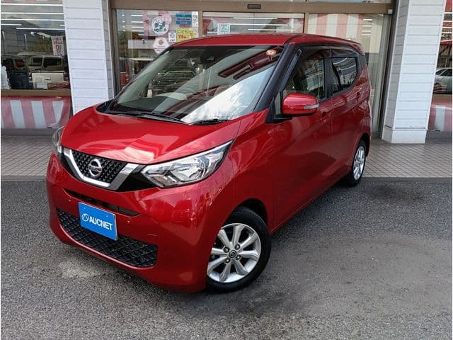 NISSAN
