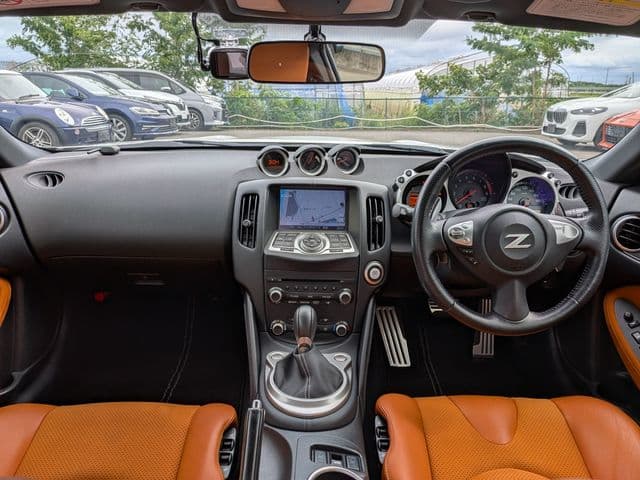 Car thumbnail 2