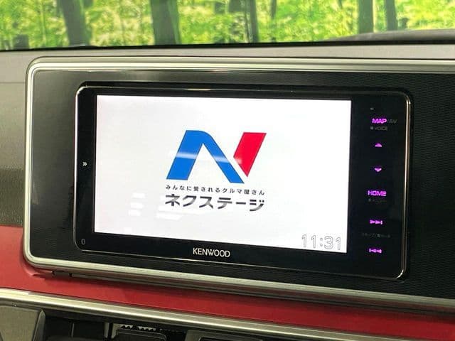 Car thumbnail 4
