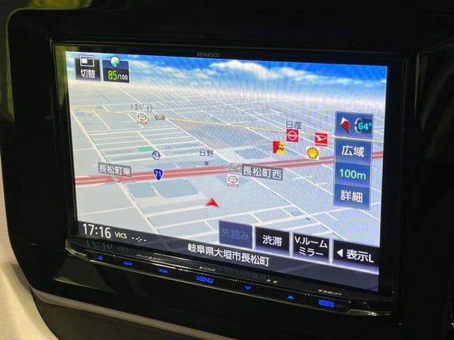 Car thumbnail 3