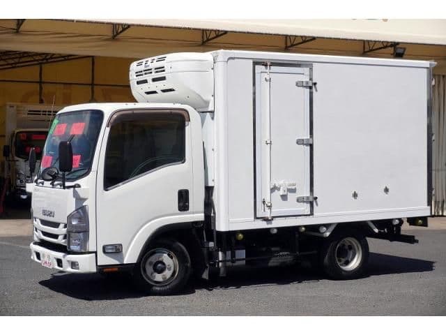 ISUZU