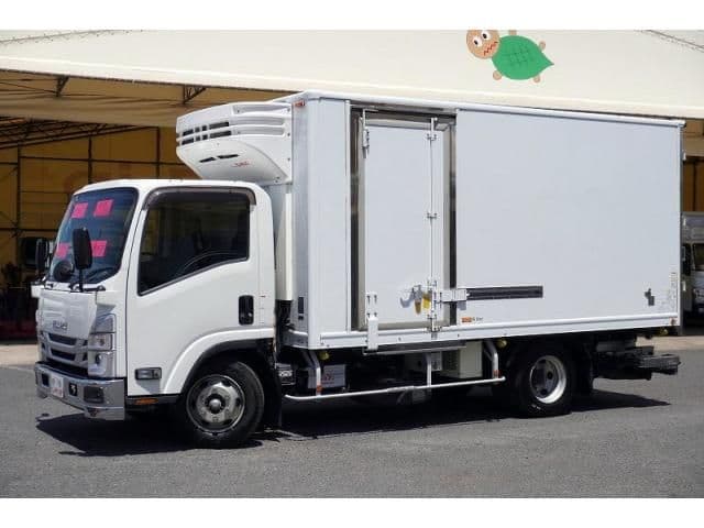 ISUZU