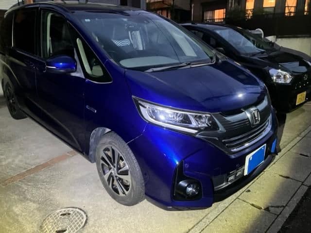 Car image 1