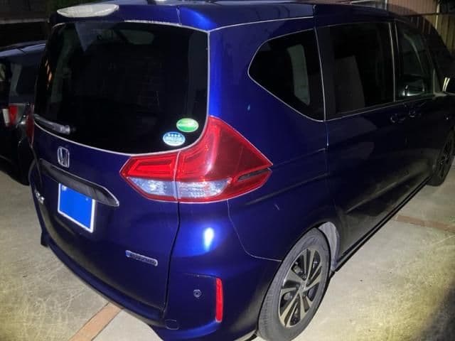 Car thumbnail 4