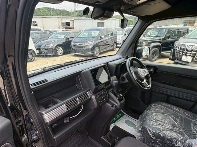 Car thumbnail 4