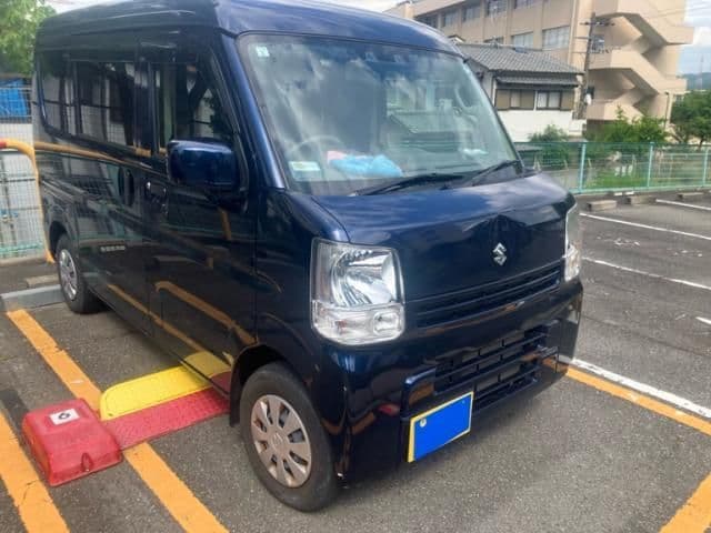 SUZUKI