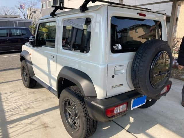 Car thumbnail 4