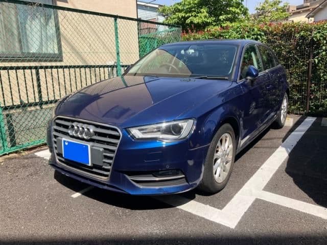 Car image 1