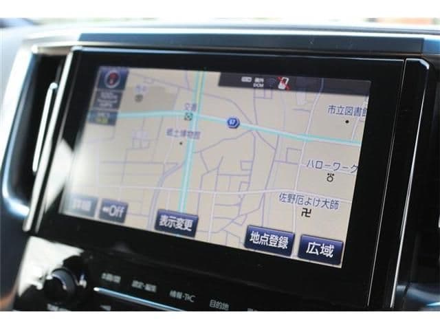Car thumbnail 3