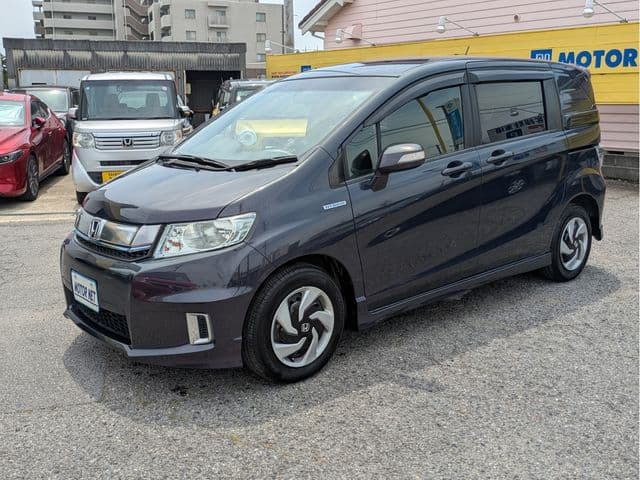 HONDA FREED Spike HYBRID