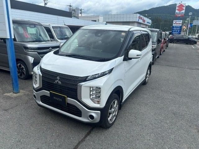 MITSUBISHI ek X 4WD