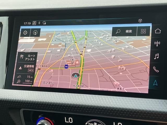Car thumbnail 4