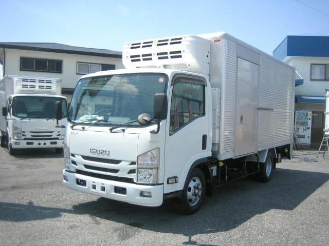 ISUZU