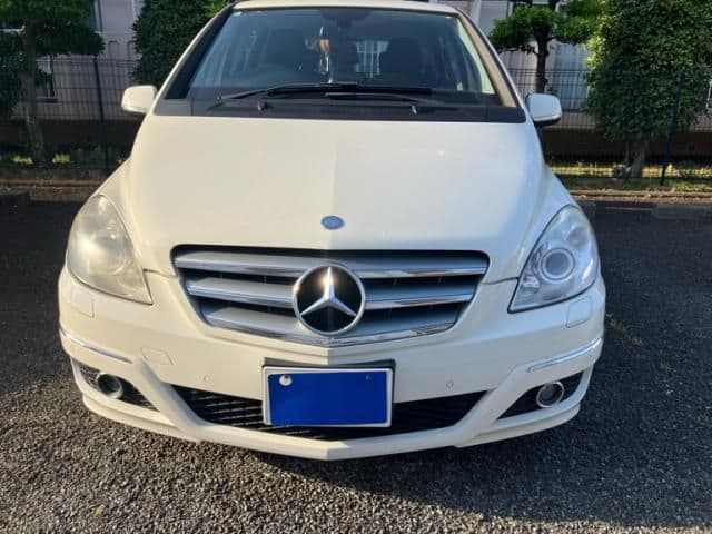 MERCEDES BENZ