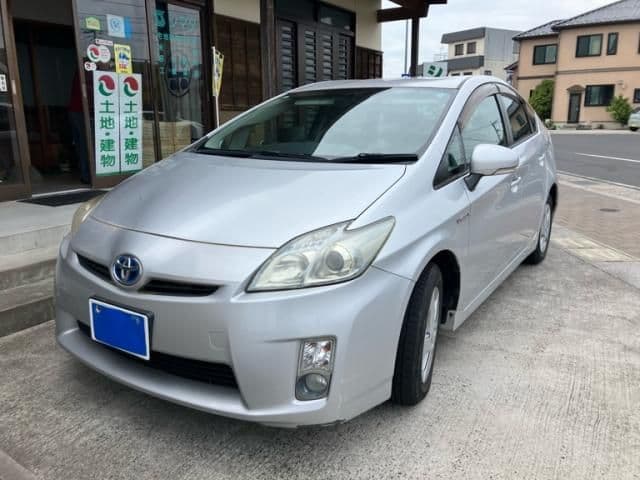 Car image 1