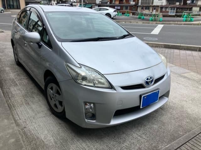 Car thumbnail 2
