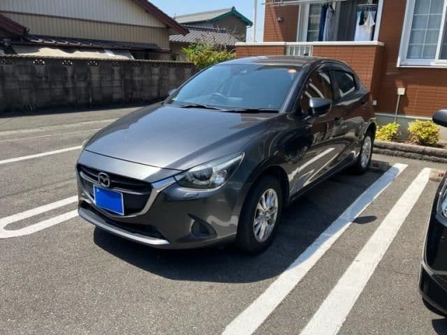 Car image 1