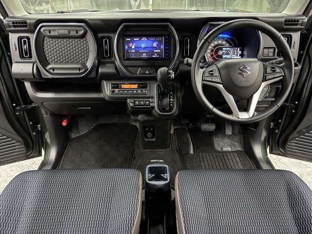 Car thumbnail 3