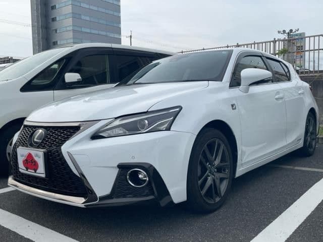 Car image 1