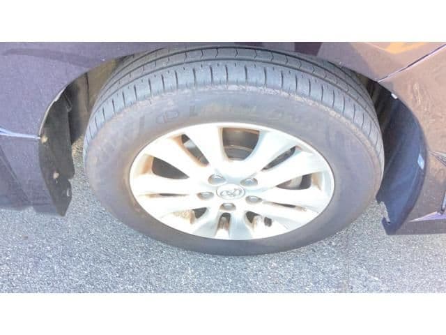 Car thumbnail 3