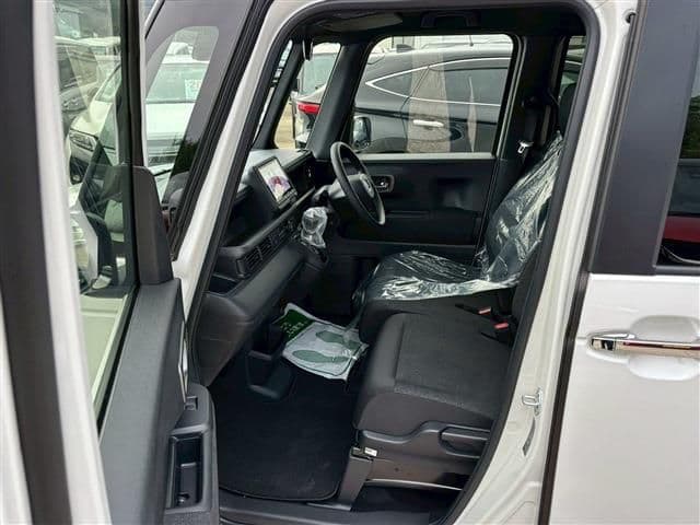 Car thumbnail 4