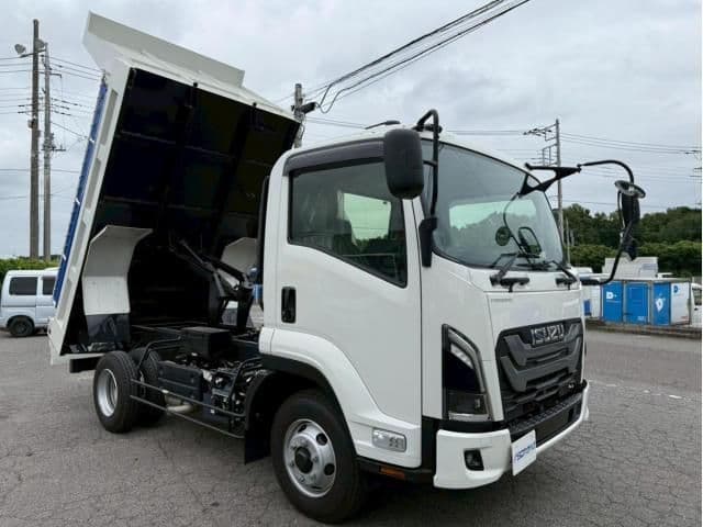 ISUZU